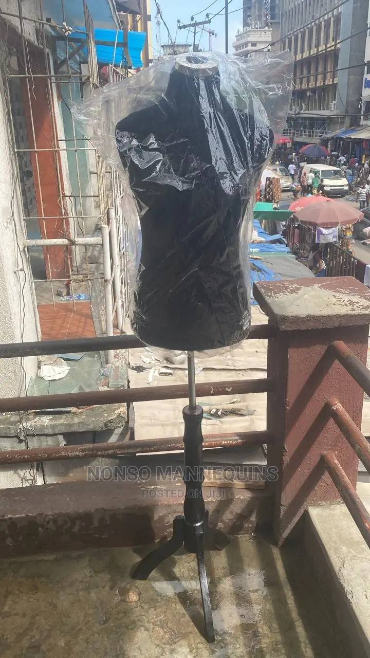 Female Size 10 Dressform With Tripod Wooden Base