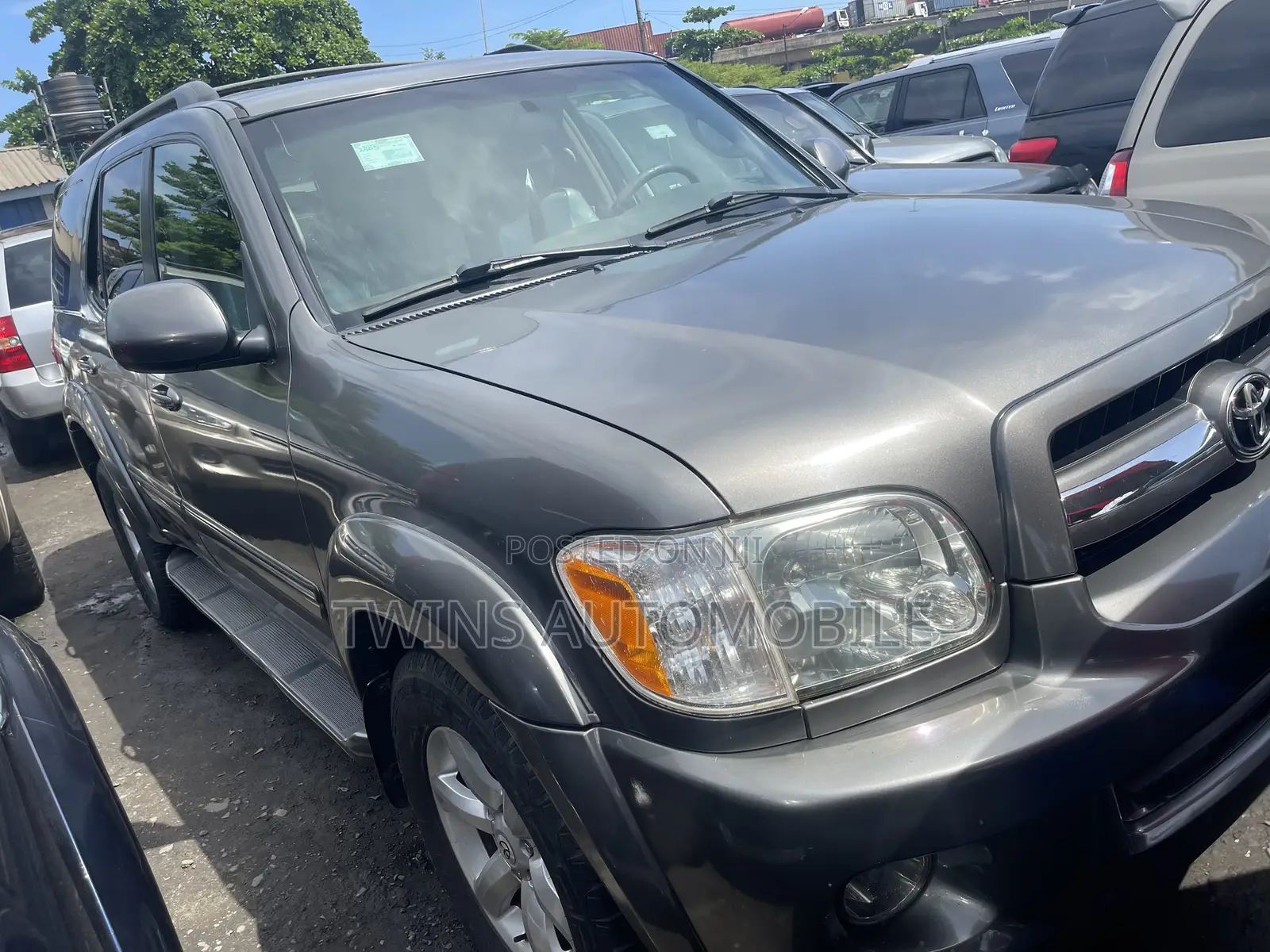 Toyota Sequoia 2006 Gray