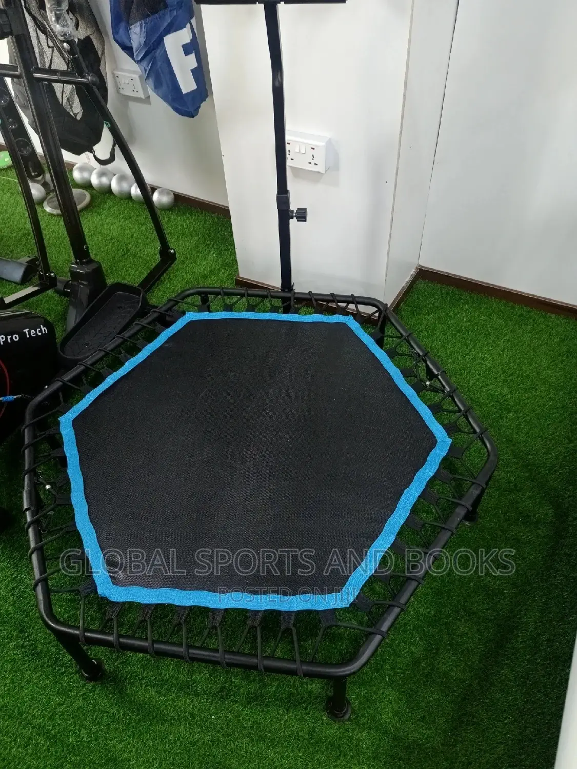 Trampoline