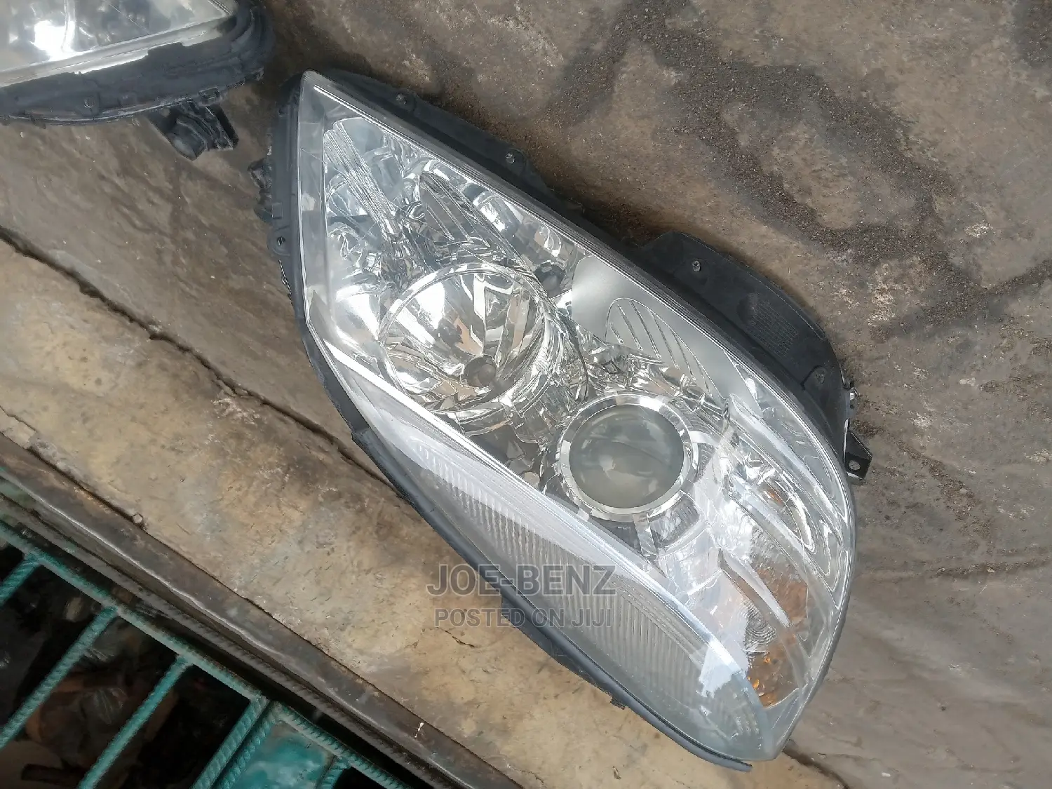 C300 2010 Front Bumper, Headlight and Bumper Replacement