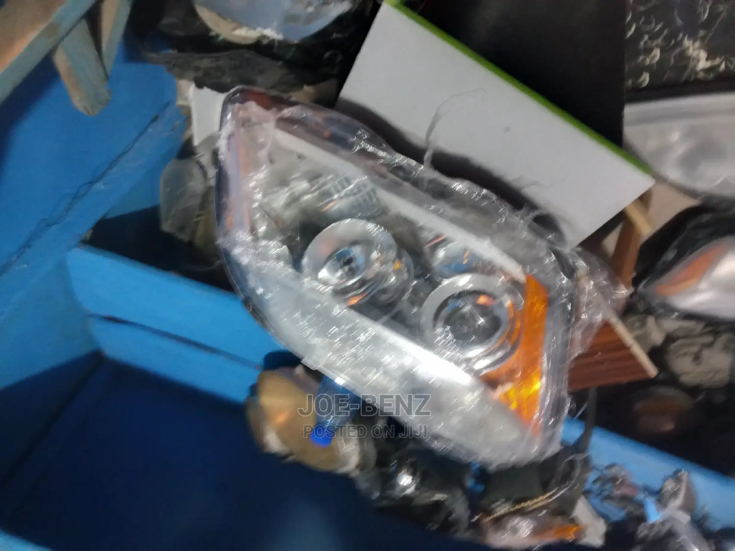 GLK 2010 Head Light