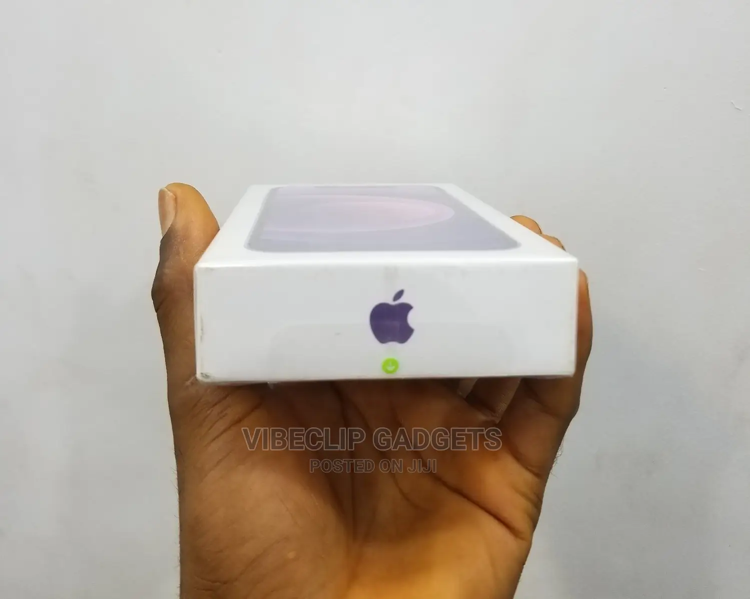 New Apple iPhone 12 64 GB Purple