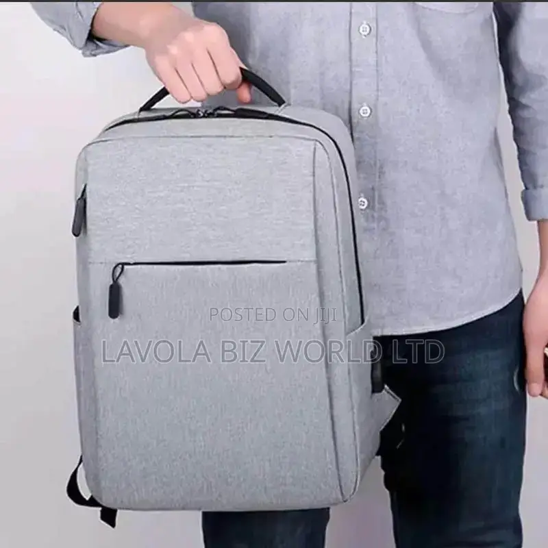 Big Laptop Bagpack With USB Charging Q