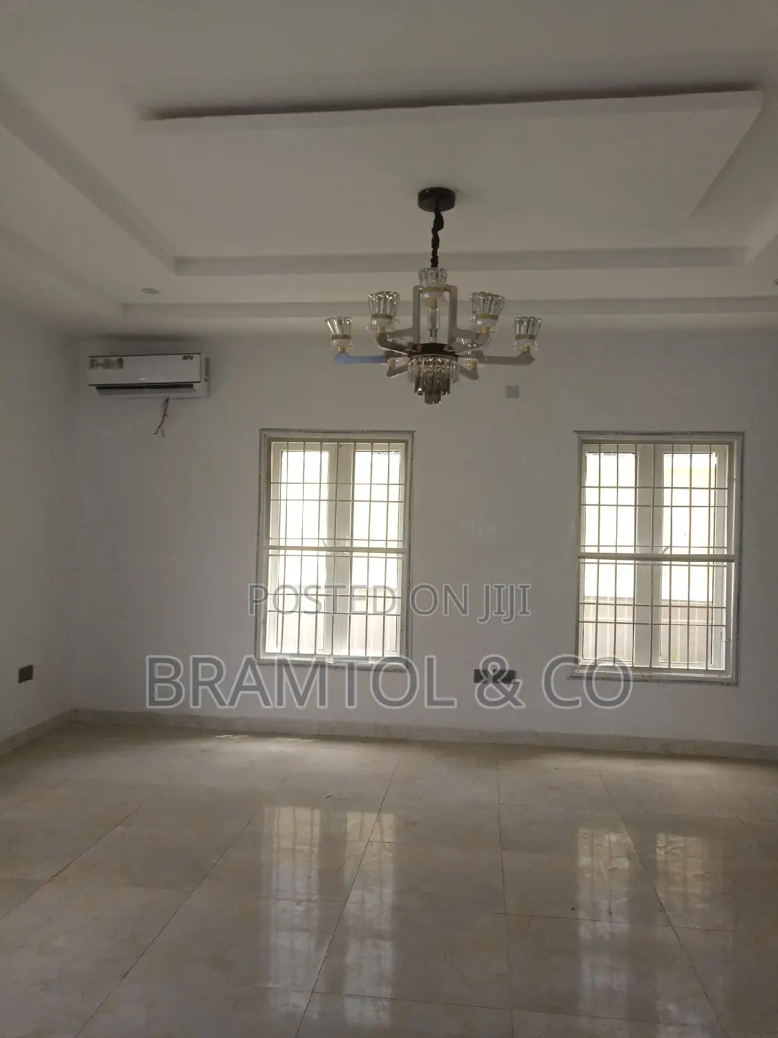 4bdrm Duplex in Idu Industrial for rent