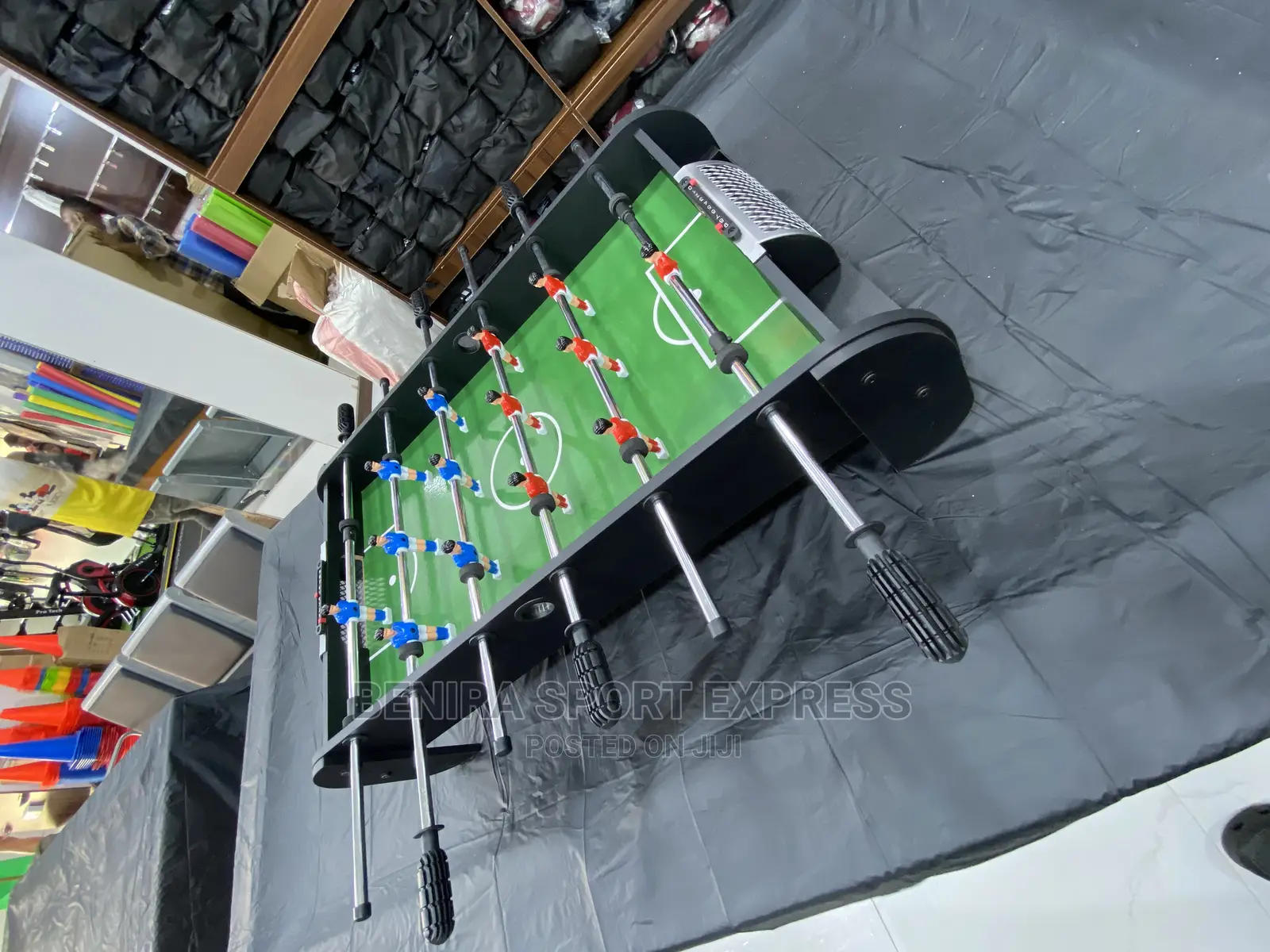 Miniature Fuss Ball Table