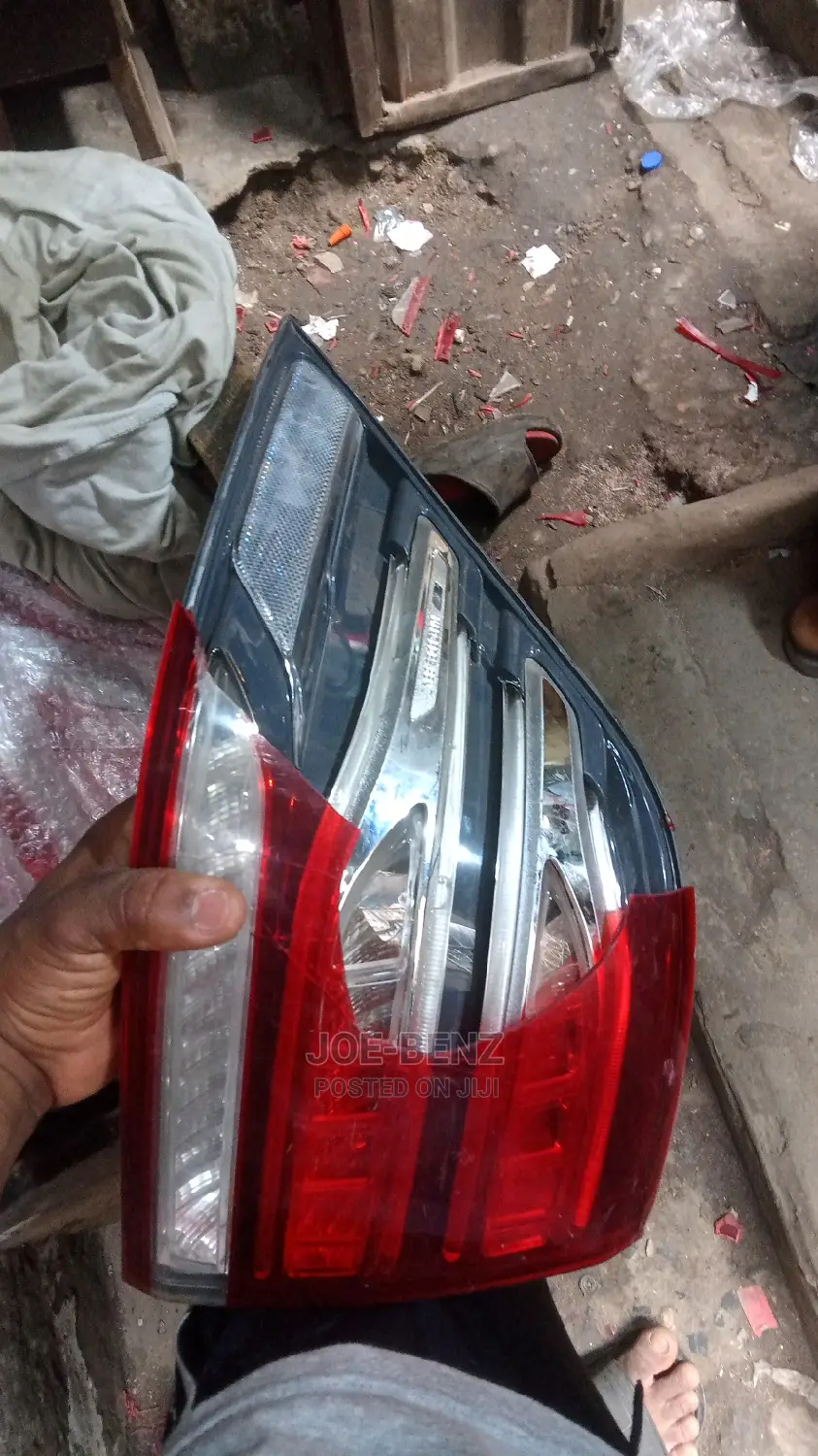 GLE 350 Right Side Back Light