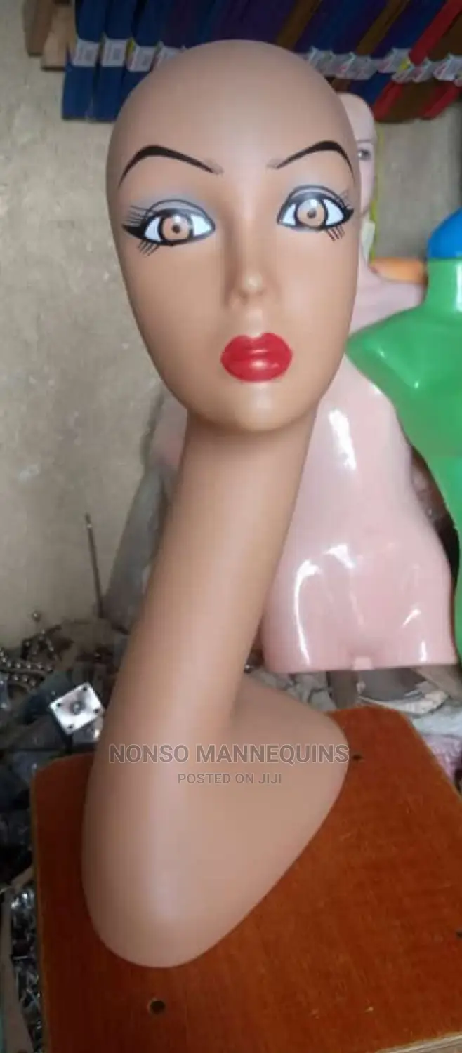 White Colour And Skin Colour Long Neck Mannequin Head