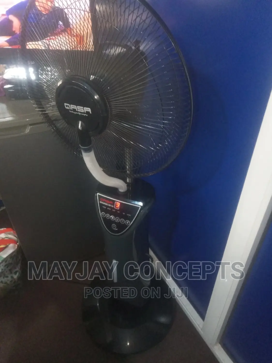 16" 3-in-1 Ac/Dc Qasa Mist Rechargeable Fan-Supports Solar
