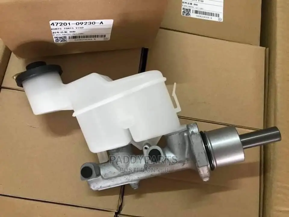 Toyota Hilux Master Brake Cylinder