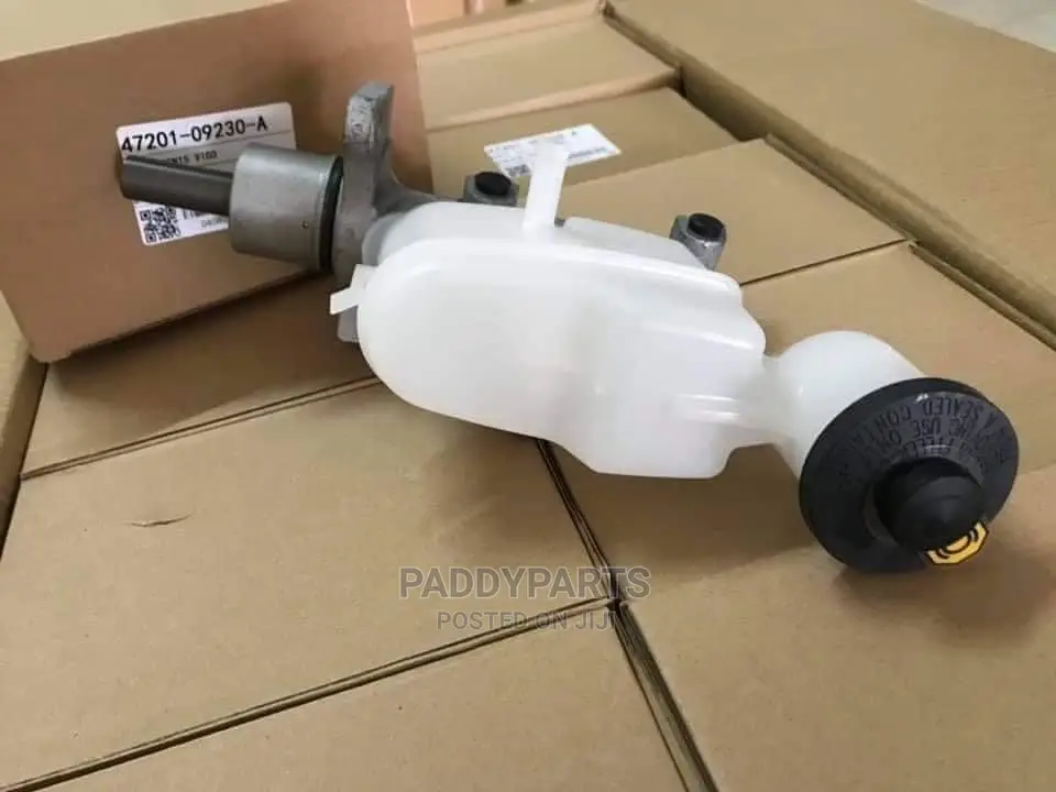 Toyota Hilux Master Brake Cylinder