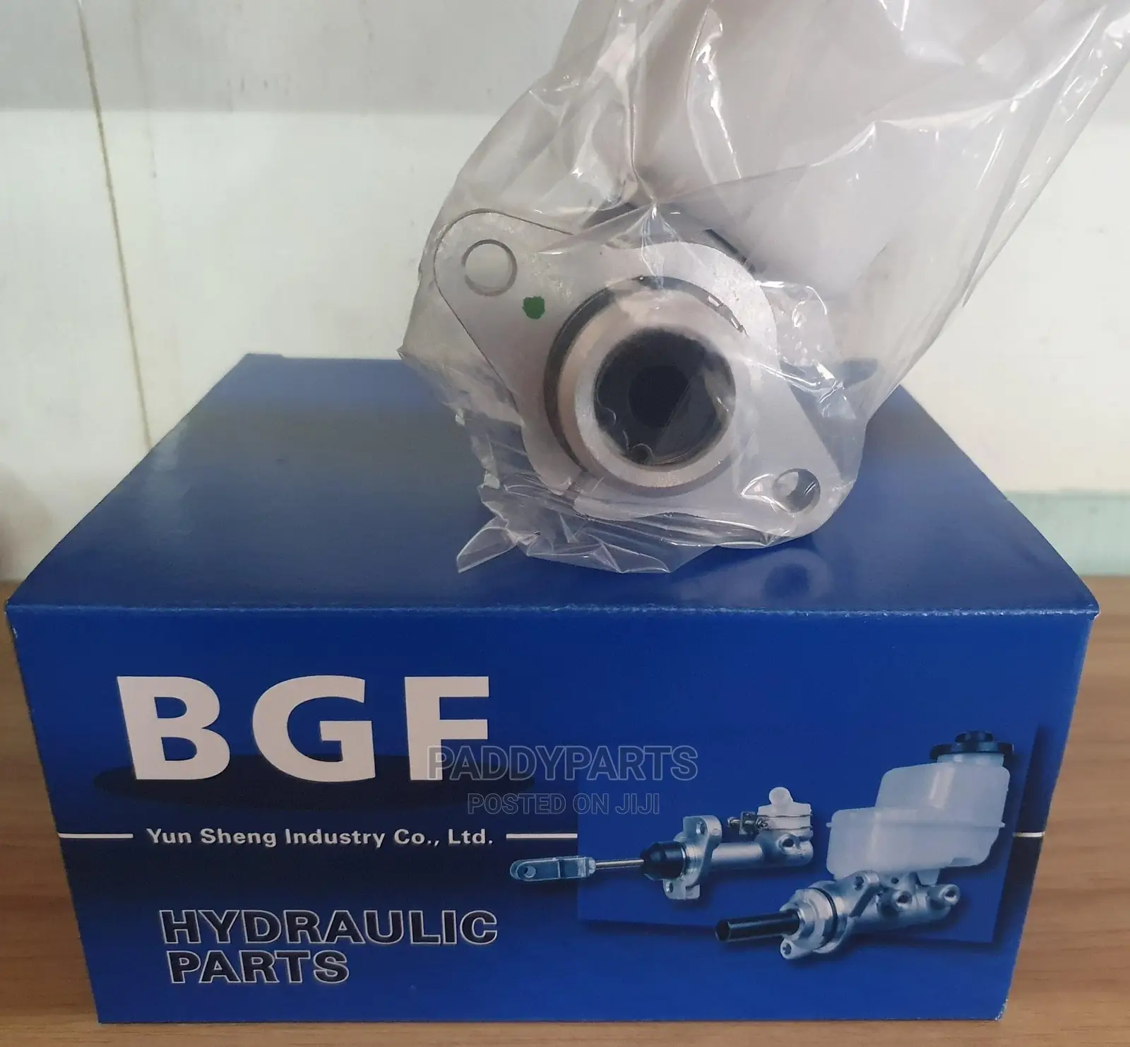 Toyota Hilux Master Brake Cylinder