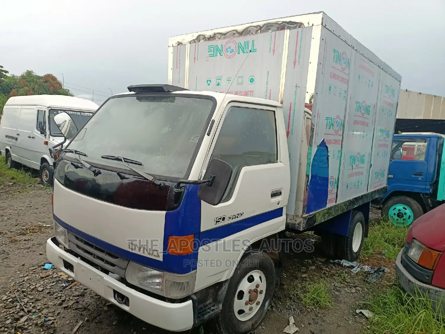 Dyna Truck With Covered Body