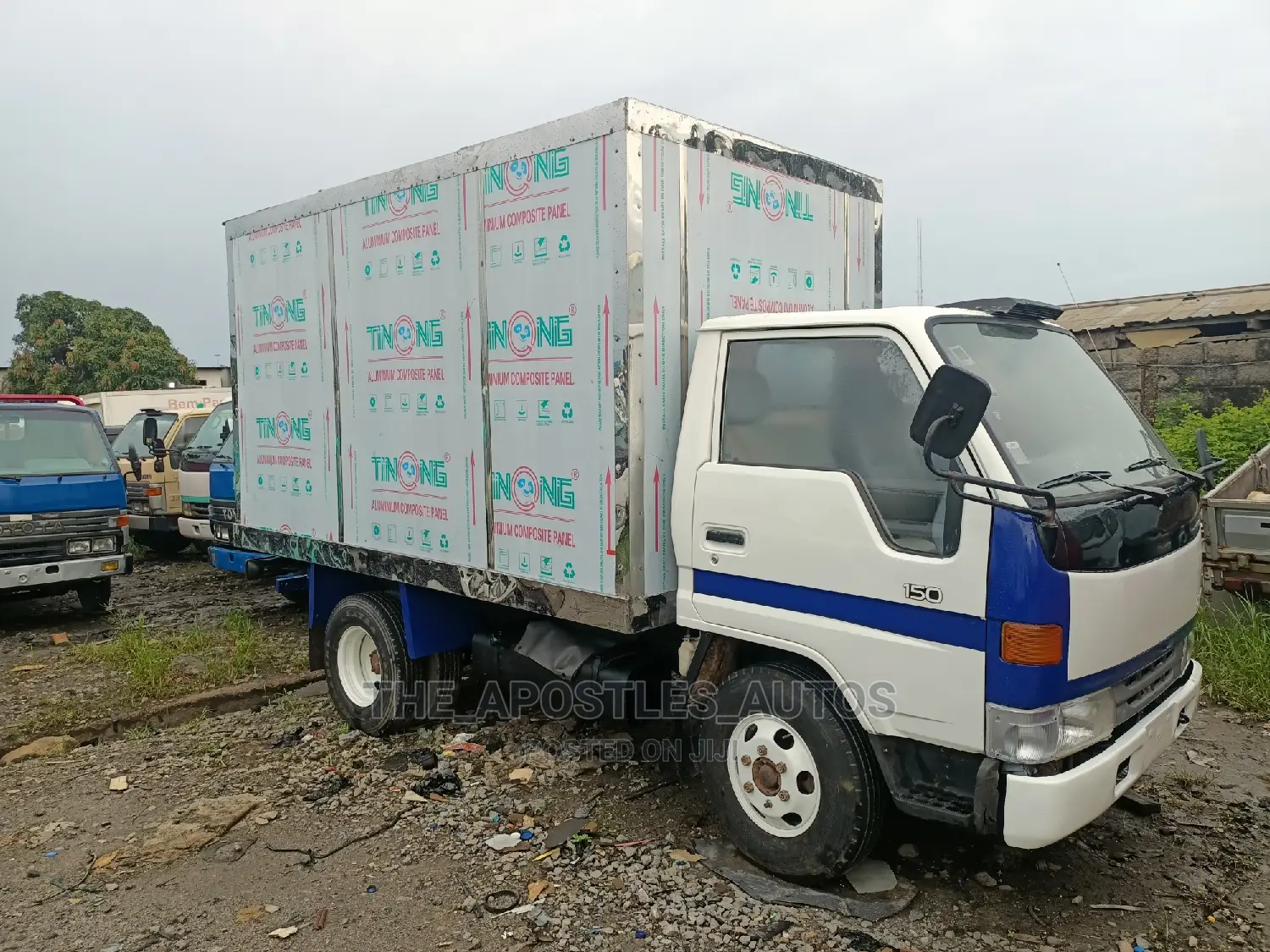 Dyna Truck With Covered Body