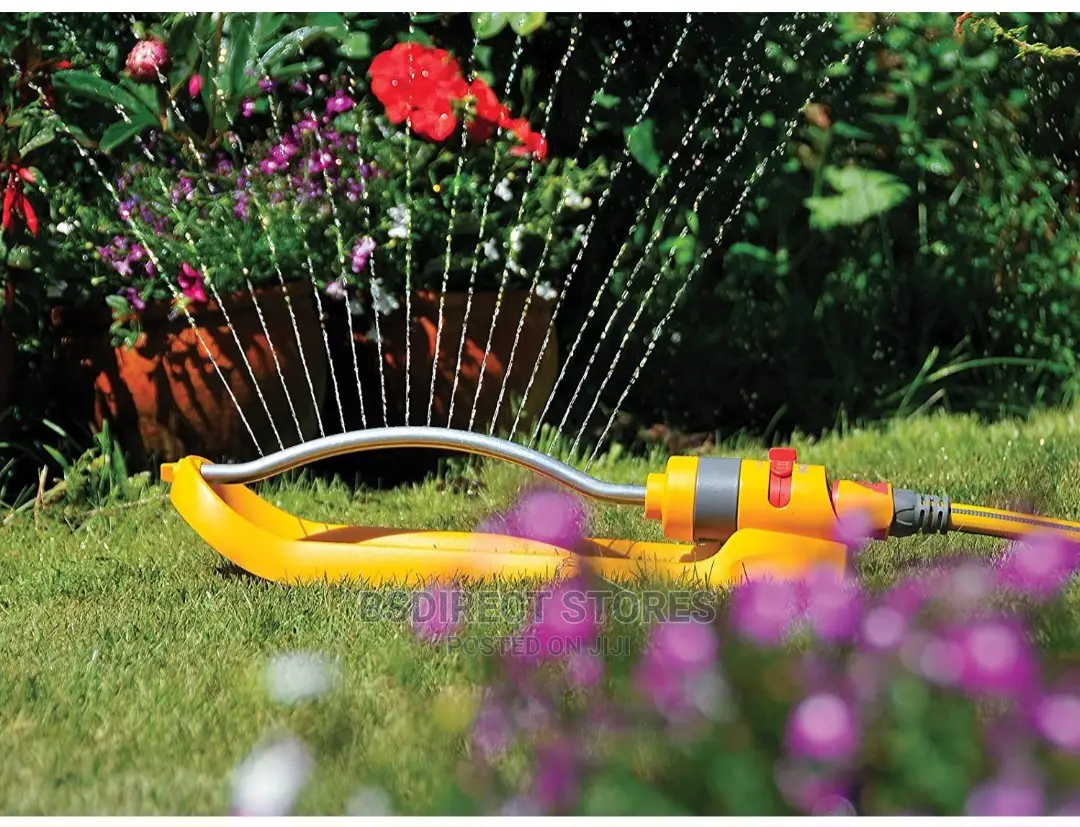 Hozelock Aquastorm Oscillating Garden Lawn Sprinkler 200m2