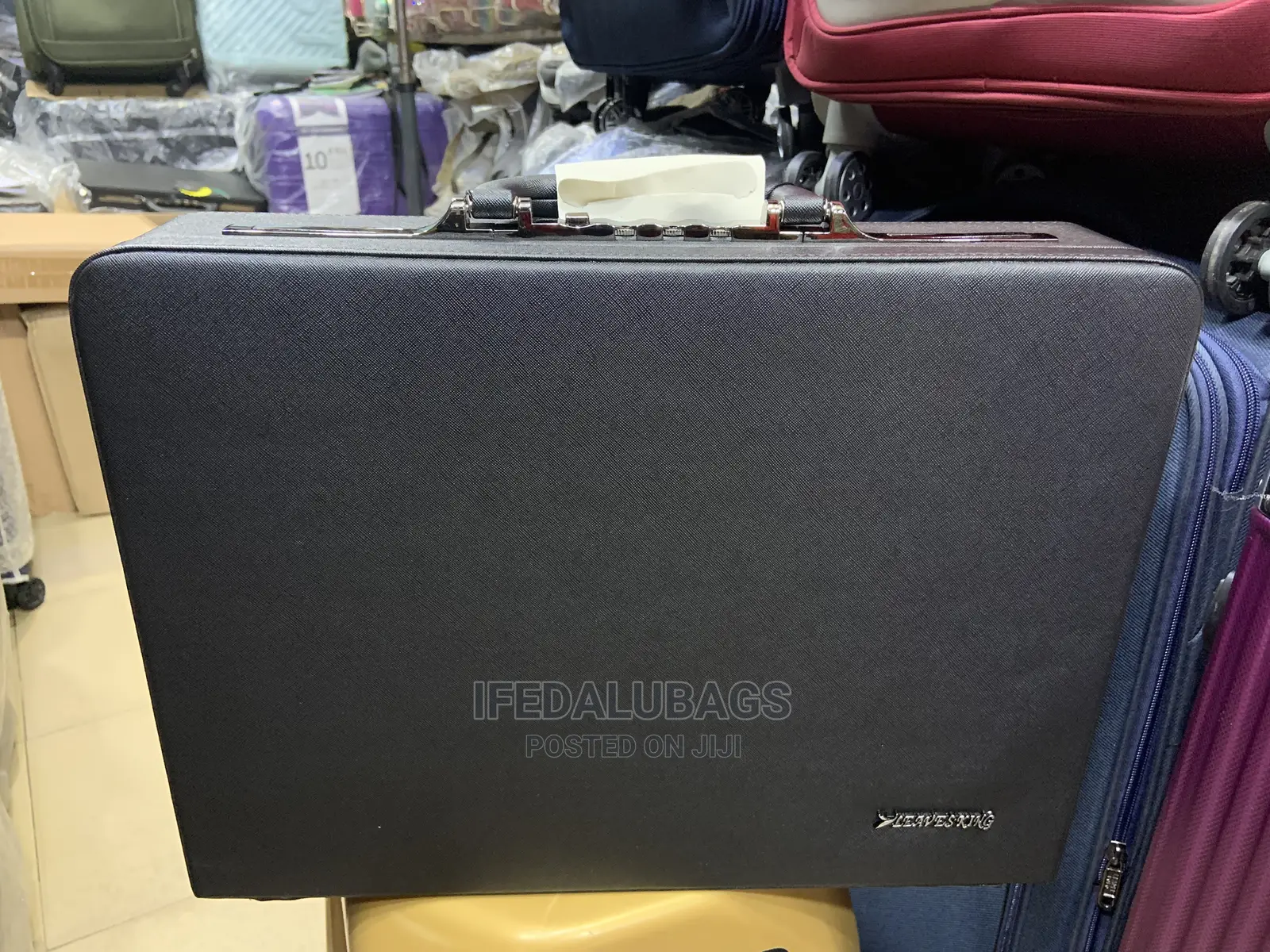 Big Size Leaves King Classy Office Brief Case Carrier