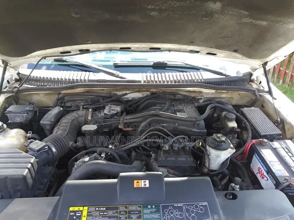 A Best American Mechanic in Lagos With a Scanning Machine
