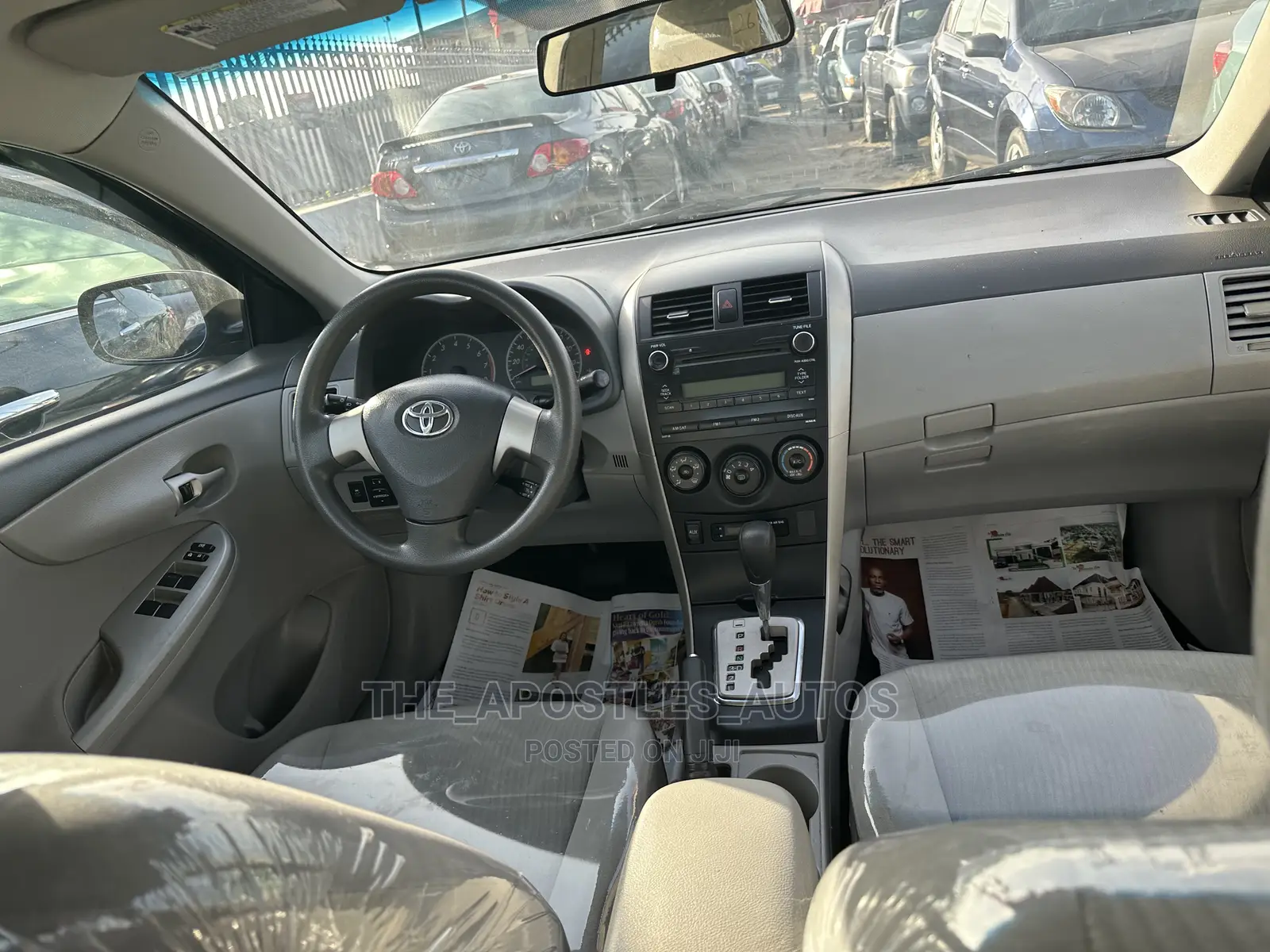 Toyota Corolla LE 4dr Sedan (1.8L 4cyl 4A) 2010 Gray