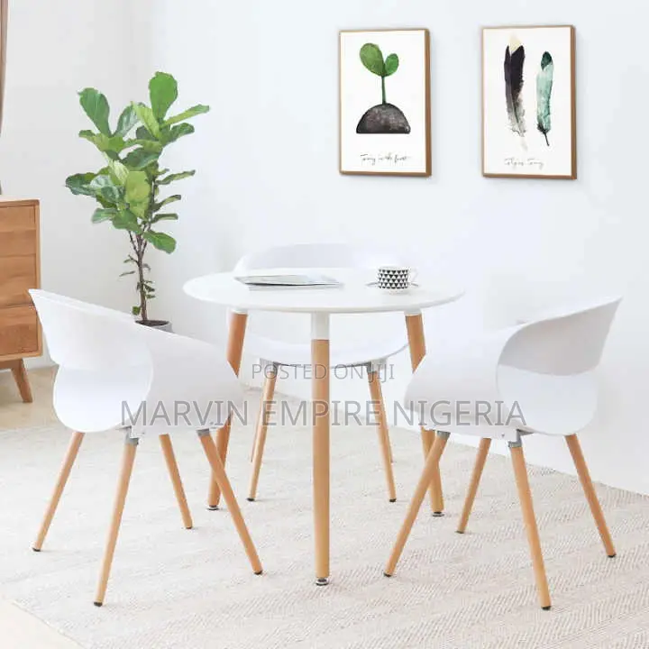 Stylish Dinning Set of 1 Table With 3 Chairs