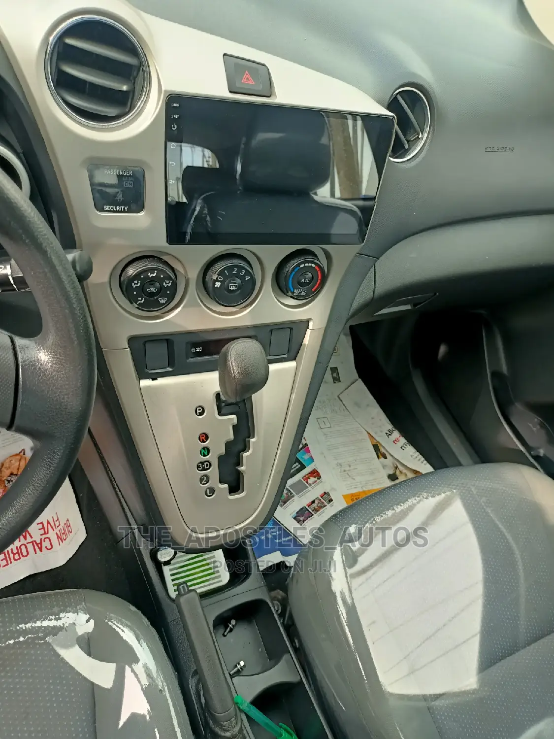 Toyota Matrix 2010 Orange