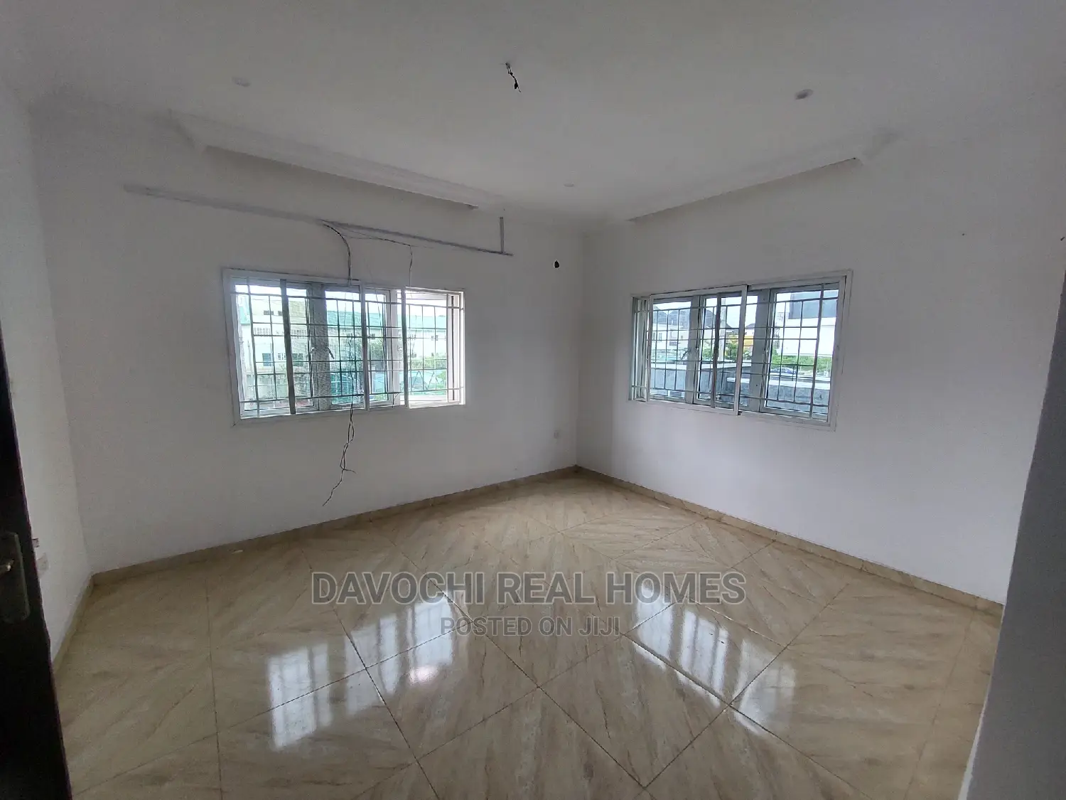3bdrm Block of Flats in Chevron Drive, Lekki for rent
