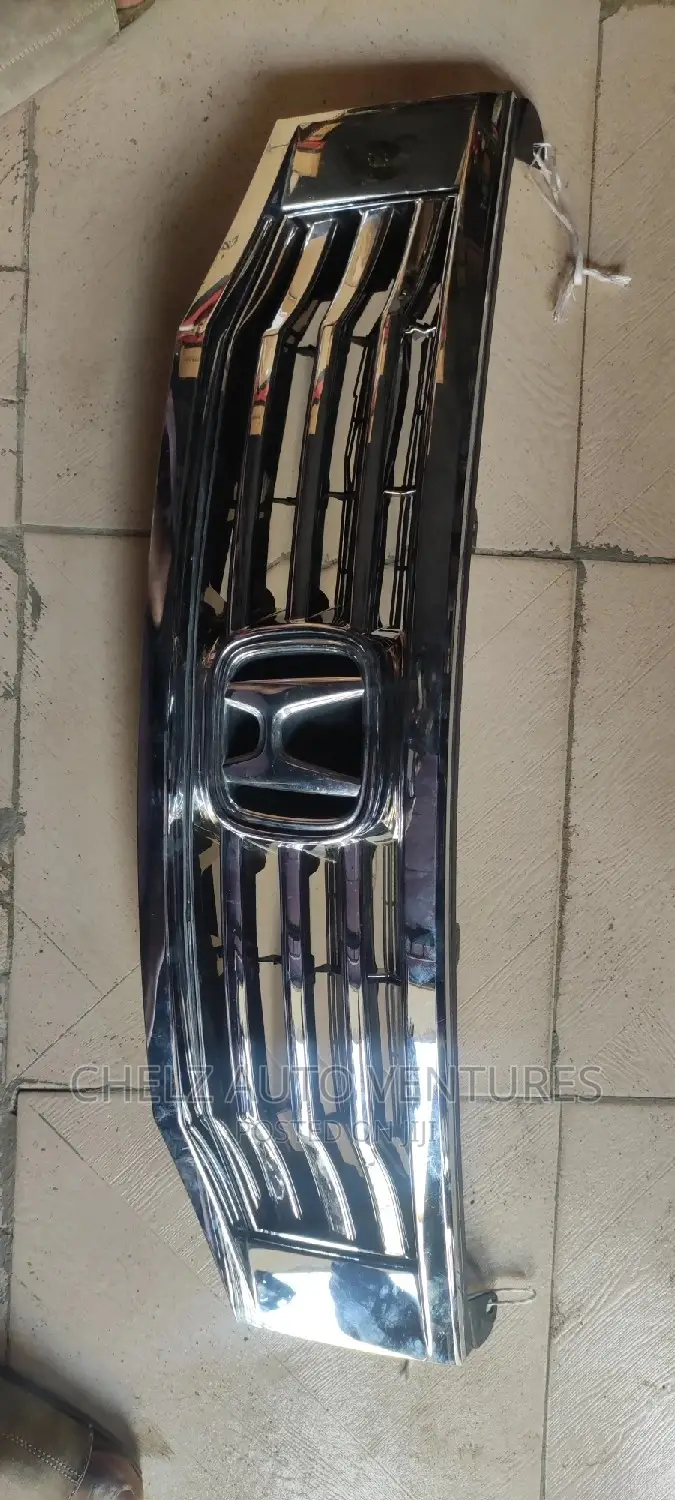 Front Grille Honda Accord 2008 (Fancy)