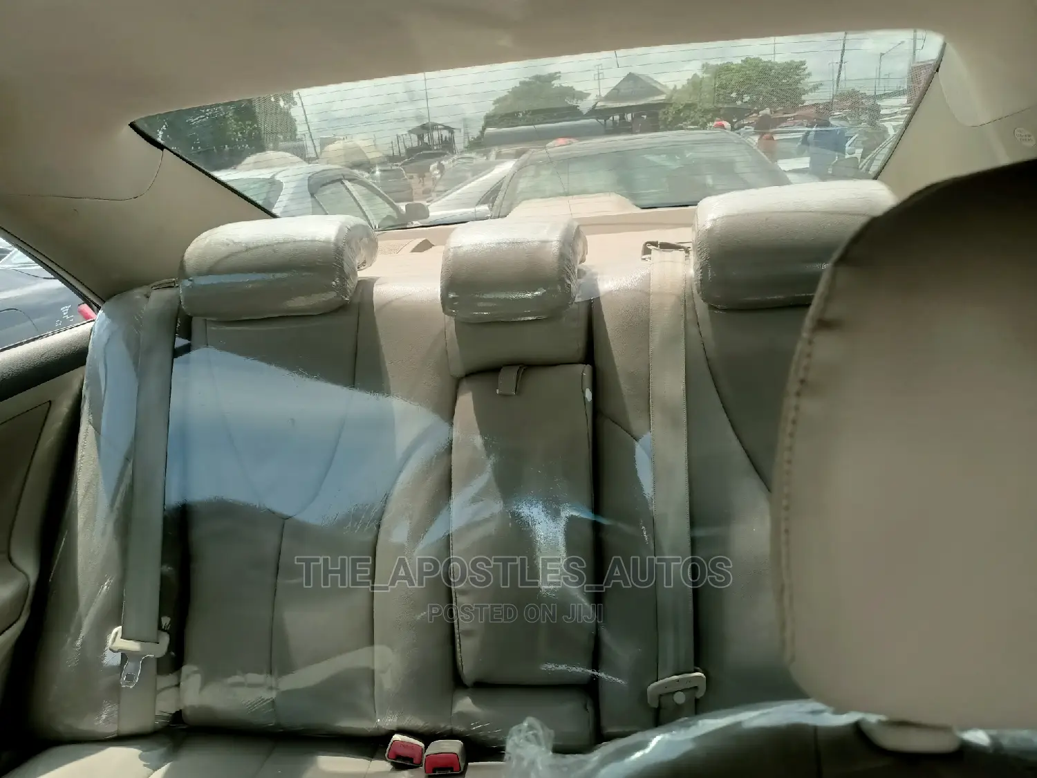 Toyota Camry 2010 Gold