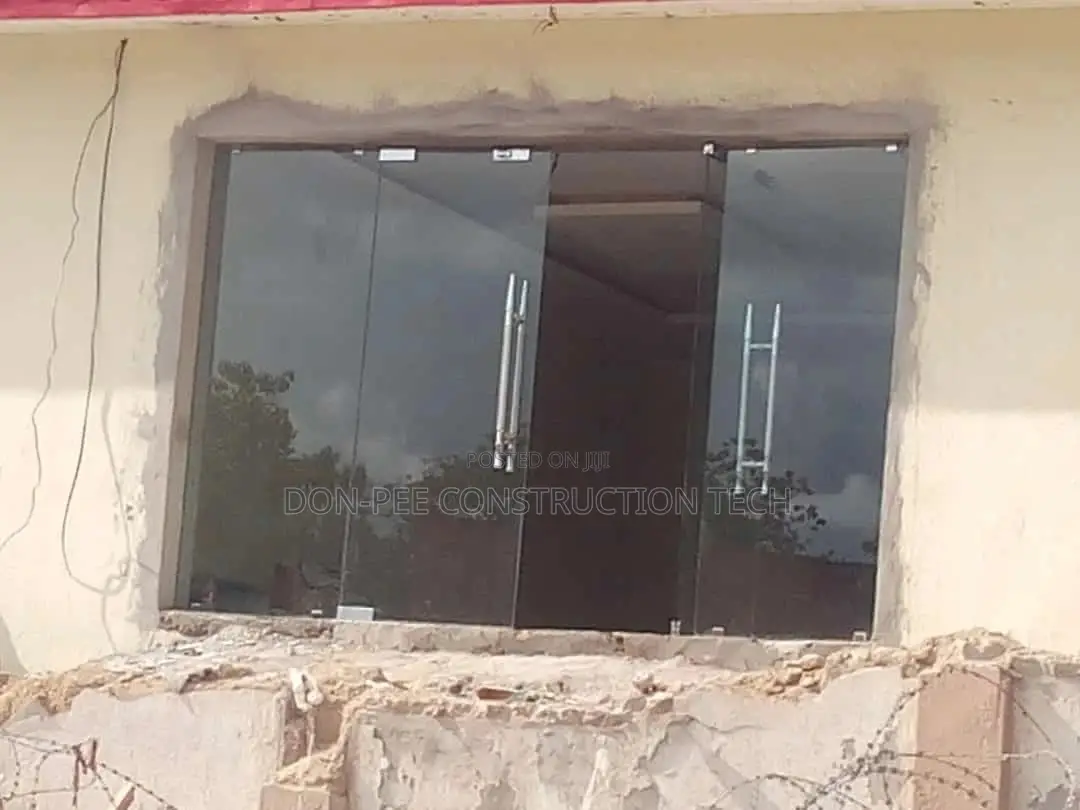 Frameless Glass Work 006