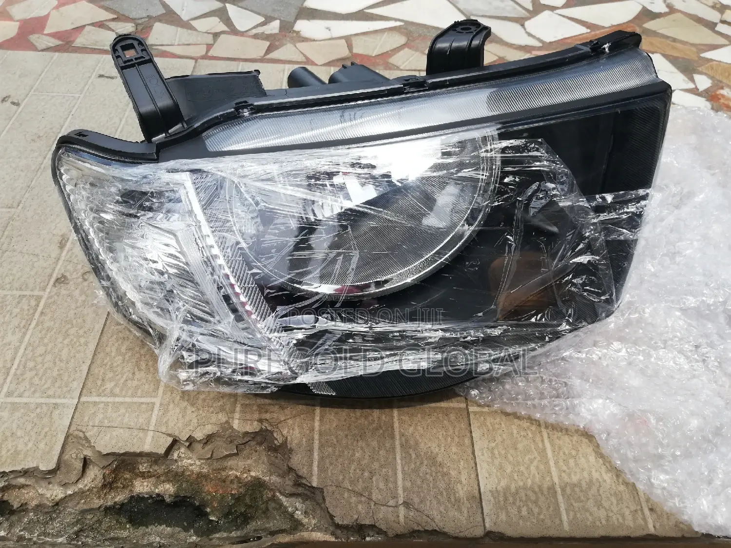 Headlamp for 2007 2008 Mitsubishi L200