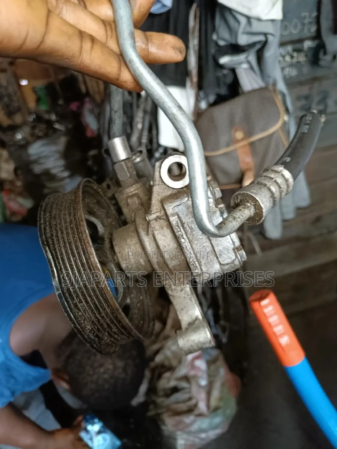 2007 - 2010 Saturn Outlook Power Steering Pump