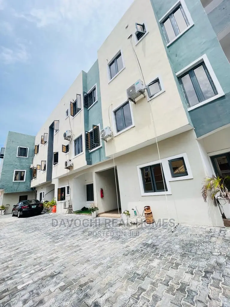 2bdrm Apartment in Lekki Ikate for rent