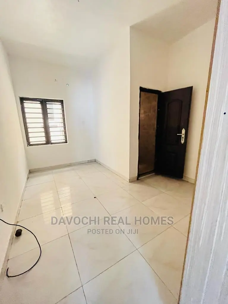 2bdrm Apartment in Lekki Ikate for rent
