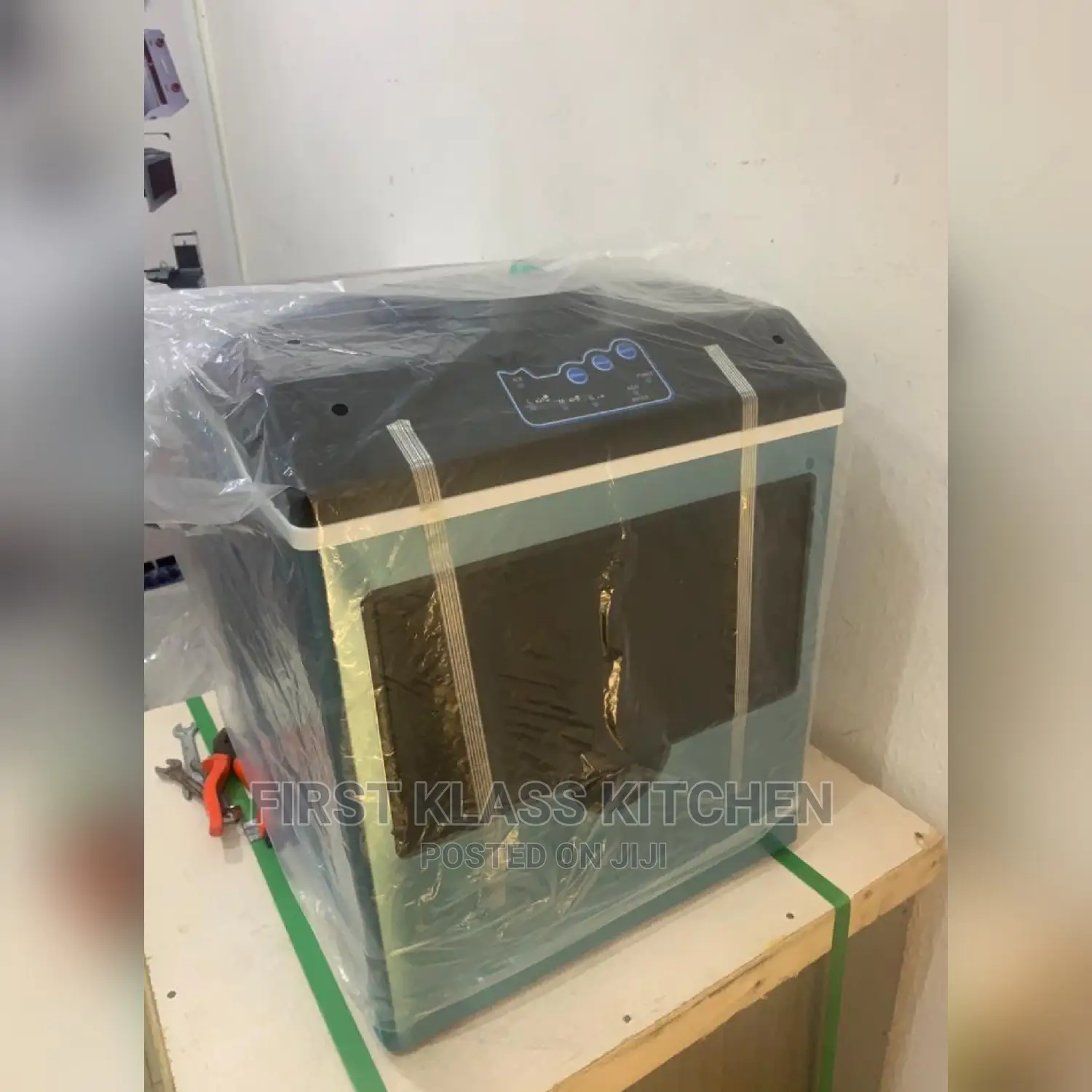 Commercial Ice Cube Machine
