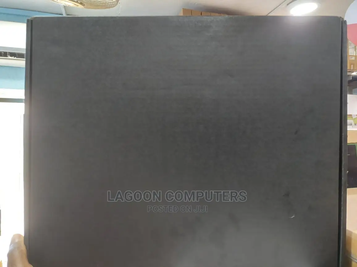 New Laptop Dell Latitude 5530 16GB Intel Core I7 SSD 512GB