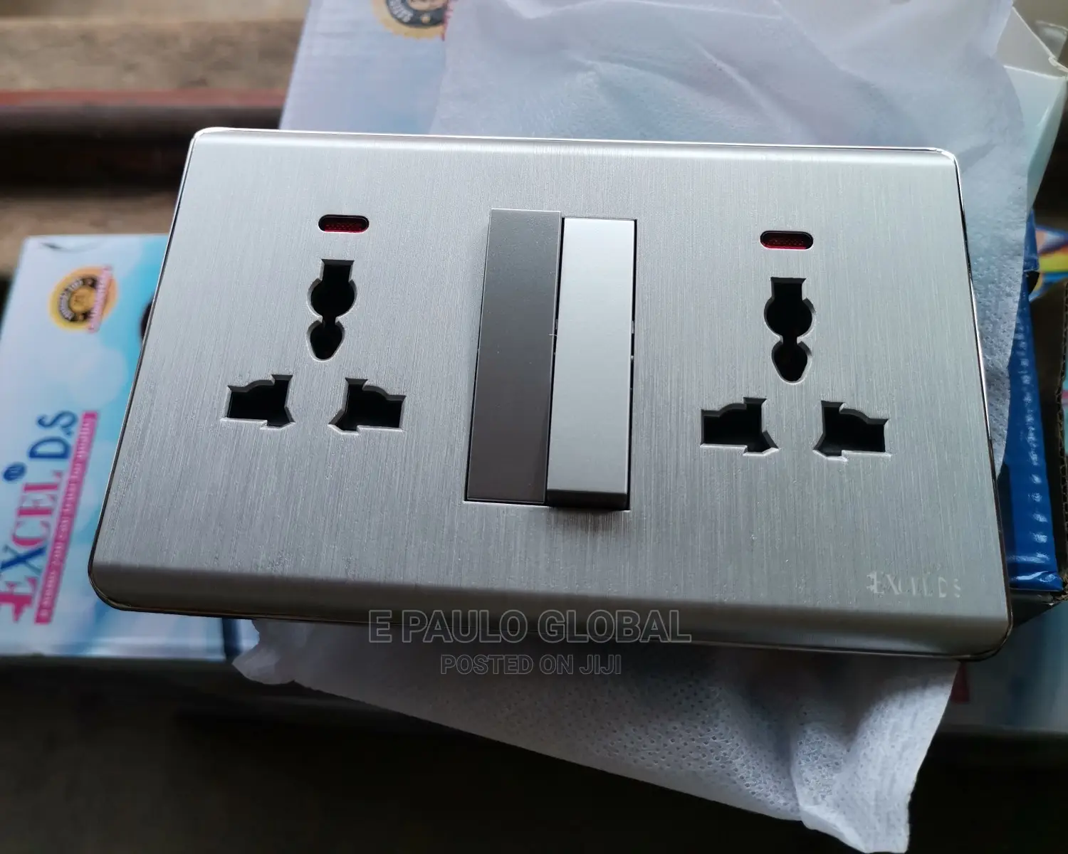 13a/250v Double Socket