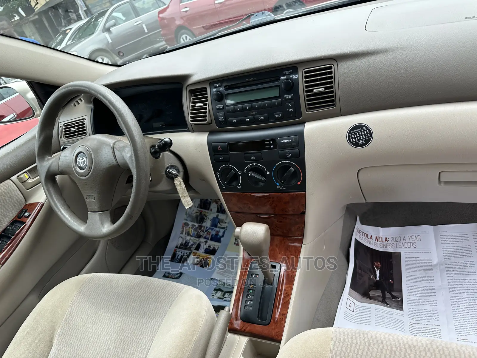 Toyota Corolla LE 2005 Gold