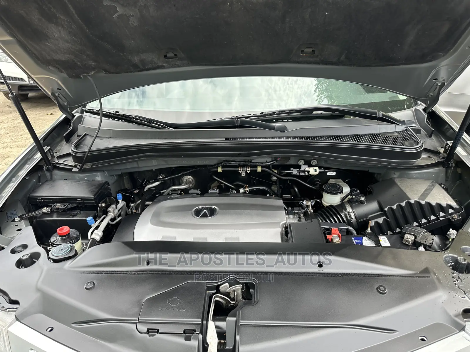 Acura MDX SUV 4dr AWD (3.7L 6cyl 6A) 2011 Gray