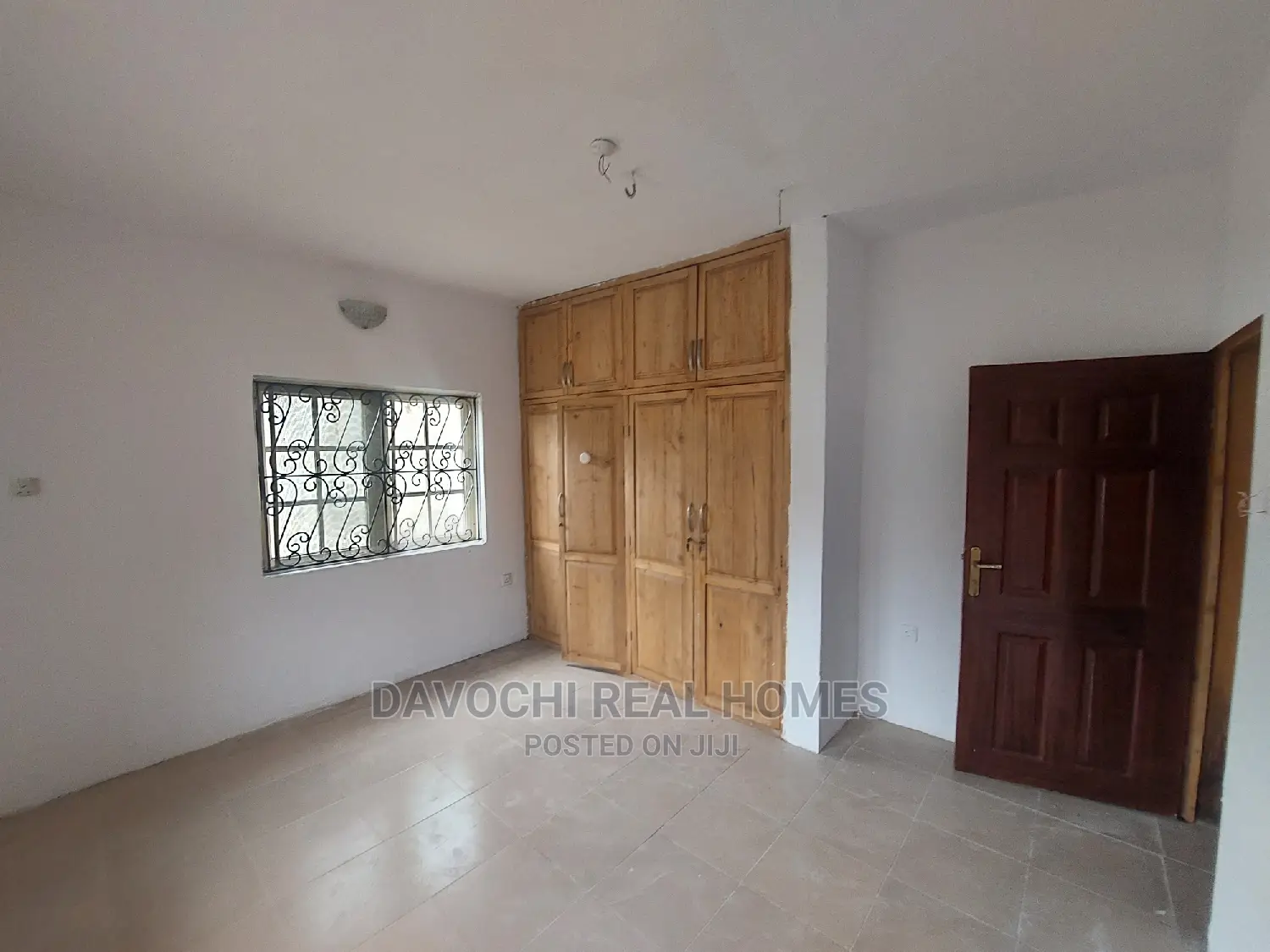 3bdrm Apartment in Thomas Estate, Lekki for rent