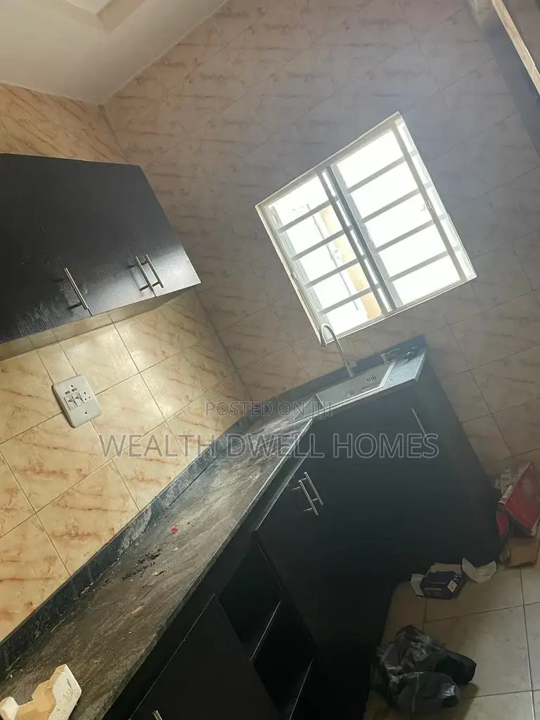 Furnished 2bdrm House in Alagbaka Extension, Akure for sale