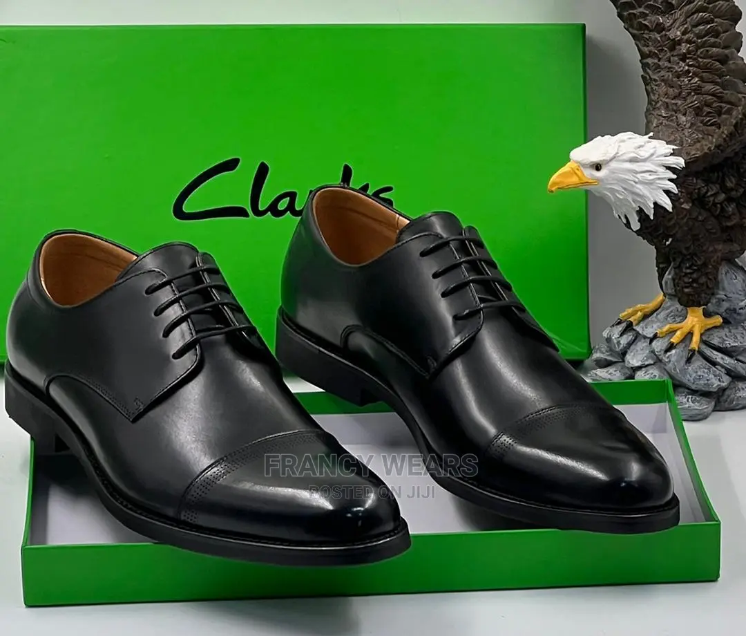 Good Quality Black Men's Clark Shoes