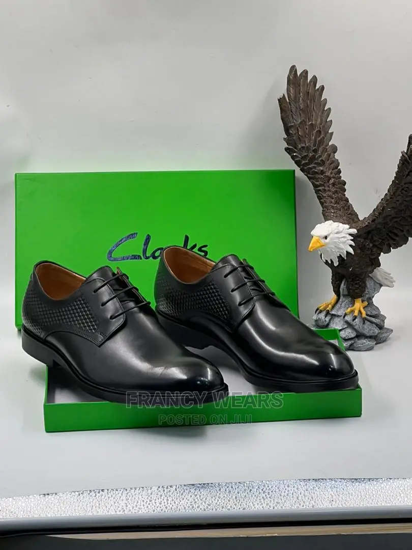 Good Quality Black Men's Clark Shoes