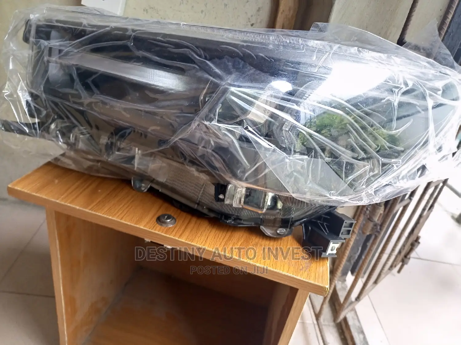 Headlights/Lamps for 2022 Toyota Hilux