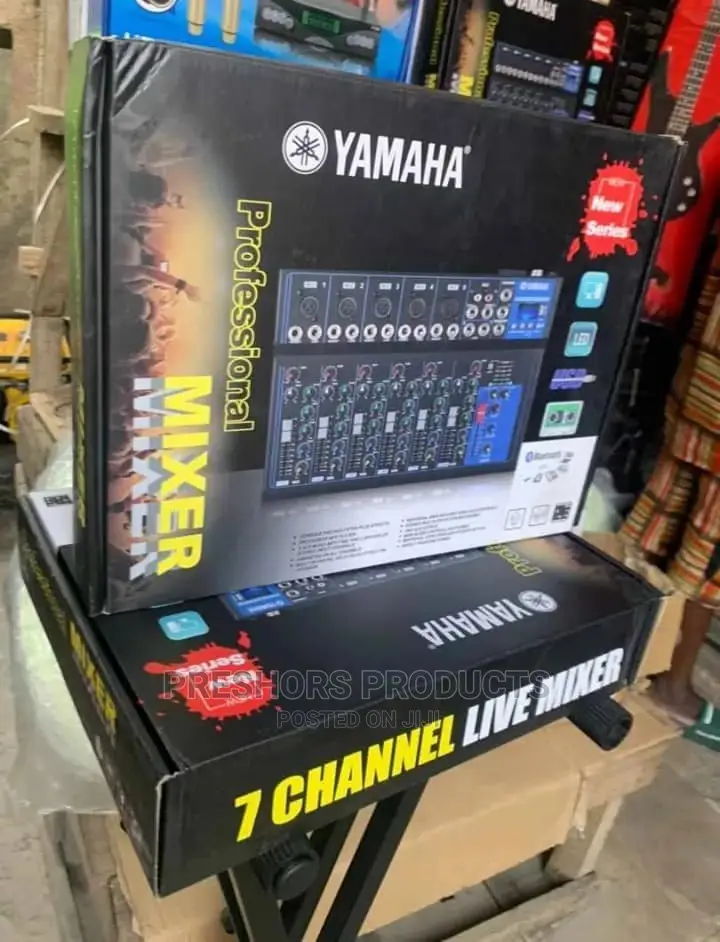 7 Channel Yamaha Mixer Bluetooth Usb