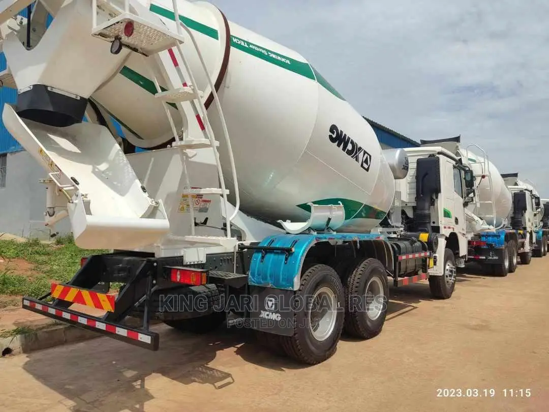30tons XCMG Concrete Mixer 10 Cubic