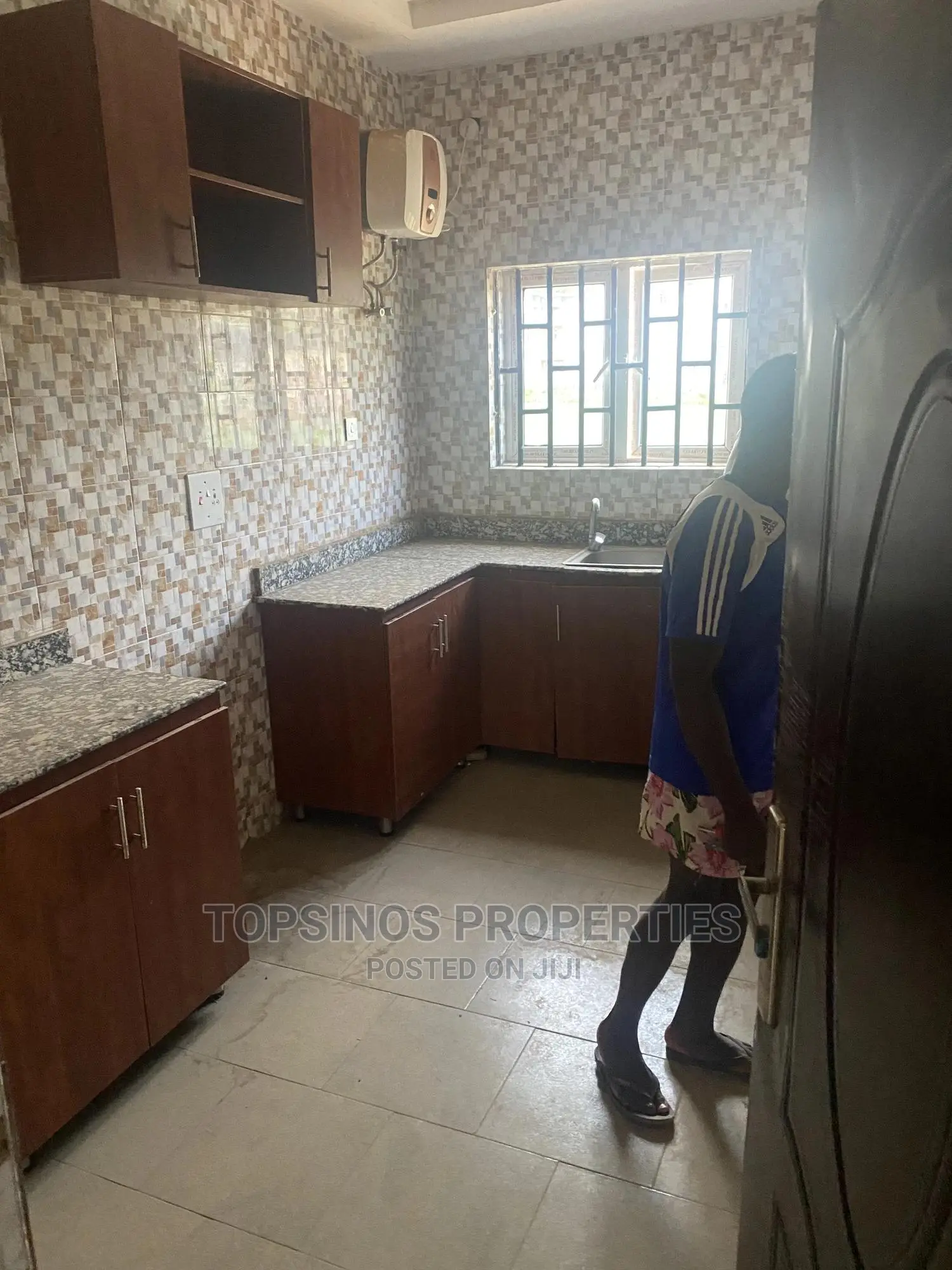 3bdrm Block of Flats in Dawaki for rent