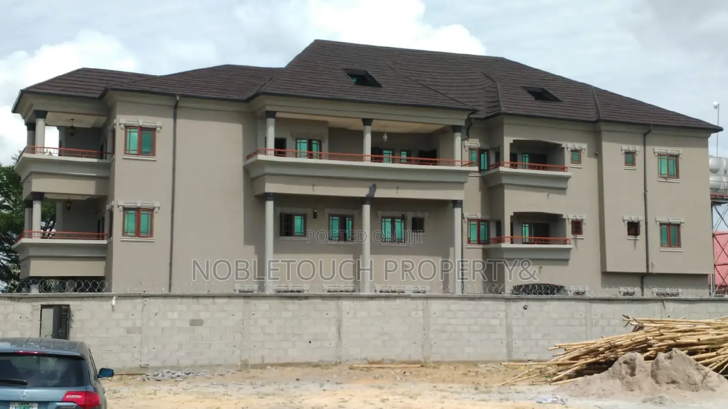 3bdrm Apartment in Ajah Lagos for sale