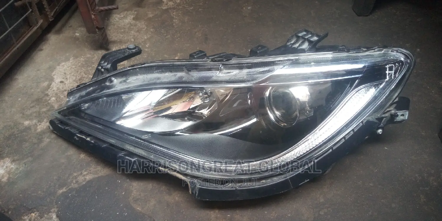 Head Lamp for Chrysler Pacifica 2018 Model