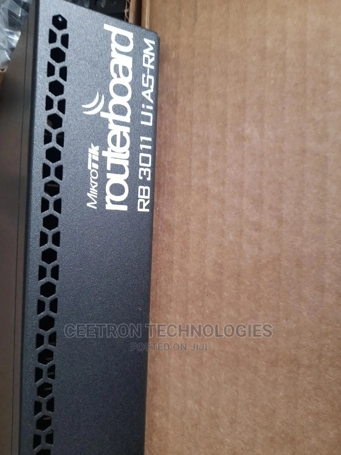 MIKROTIK:Rb3011uias-rm
