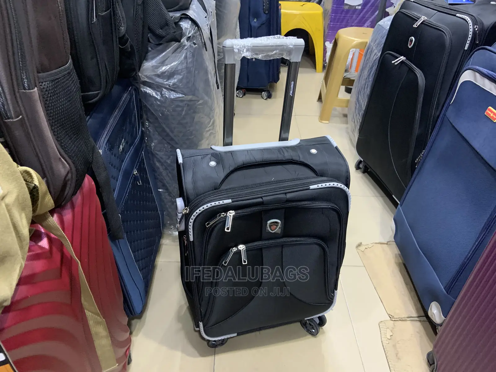 Small Size Goodpatner Black Traveling Bag