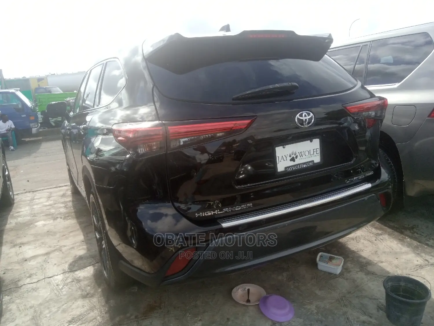 Toyota Highlander Limited 2022 Gray