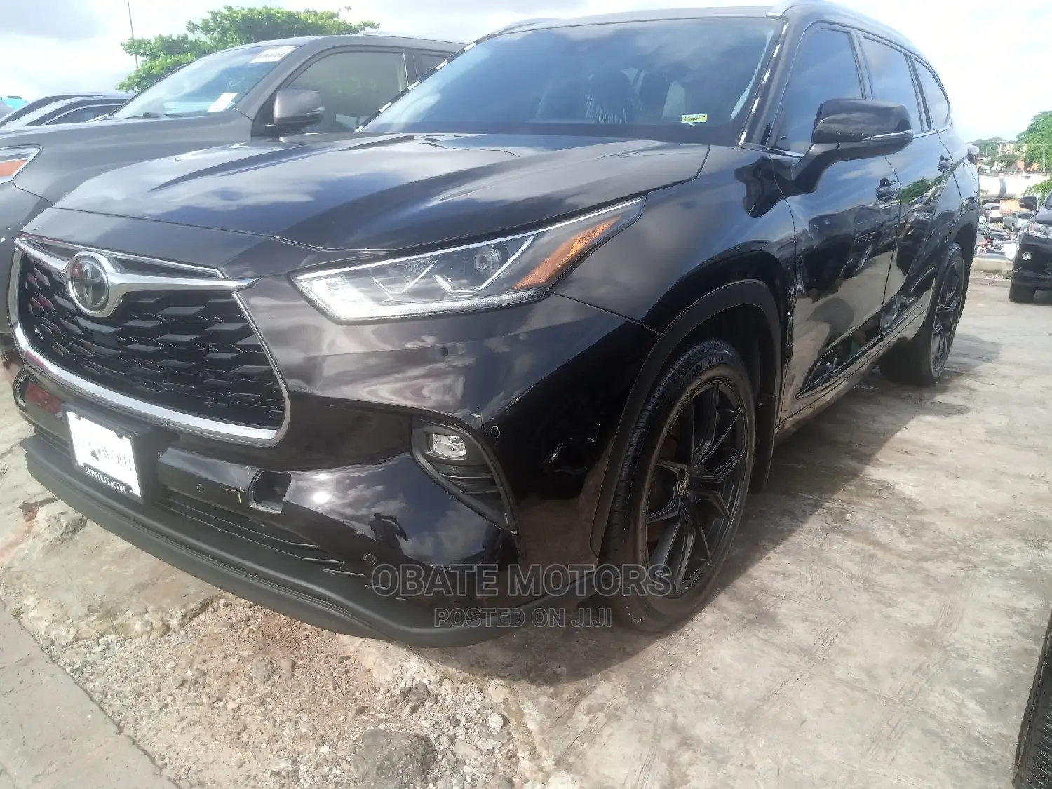 Toyota Highlander Limited 2022 Gray